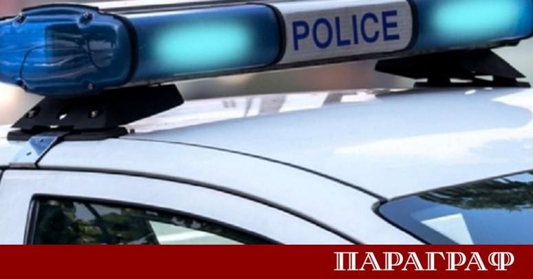 Четирима полицаи са обвинени, че взели 800 лева от шофьор след заблуда за положителен тест