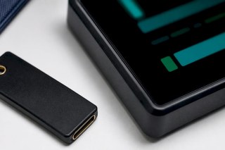 YubiKey за отдалечена работа: как хардуерната автентикация пази от фишинг